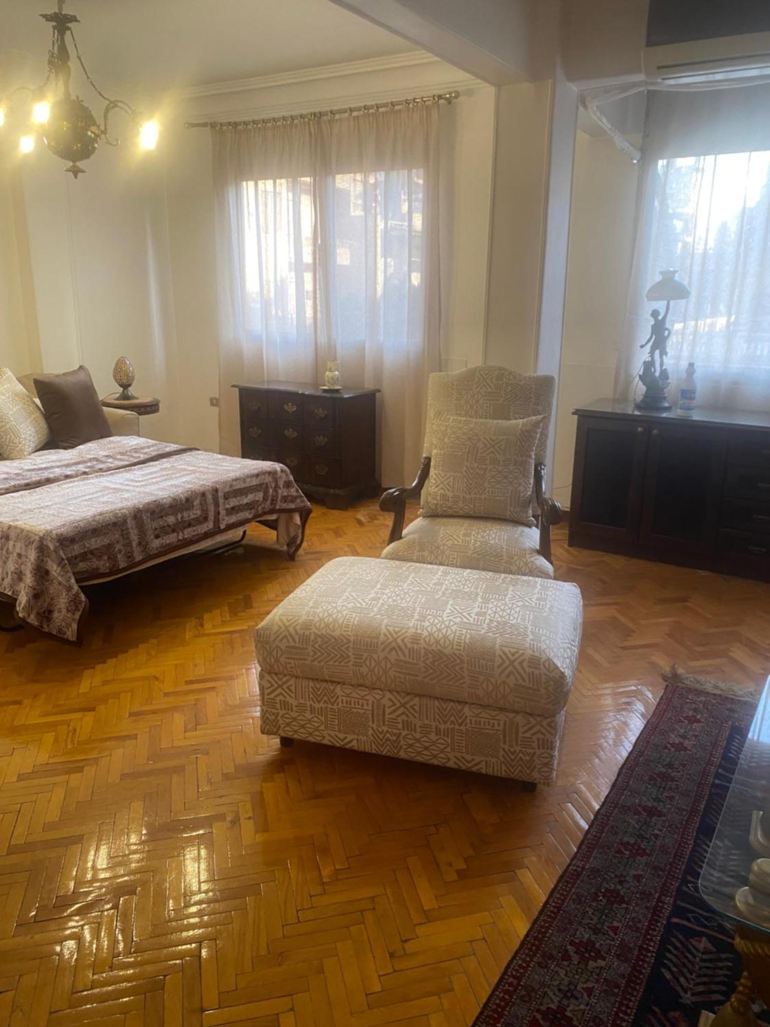One Bed ,well Furnished Apartment